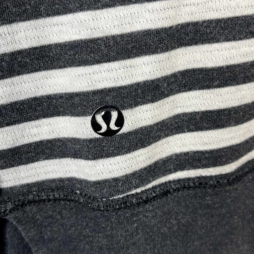 Lululemon Reversible Open Your Heart Long Sleeve - Picture 10 of 13